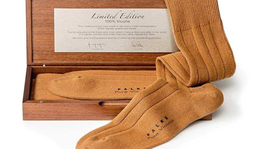 самые дорогие носки в мире из викуньи.jpg